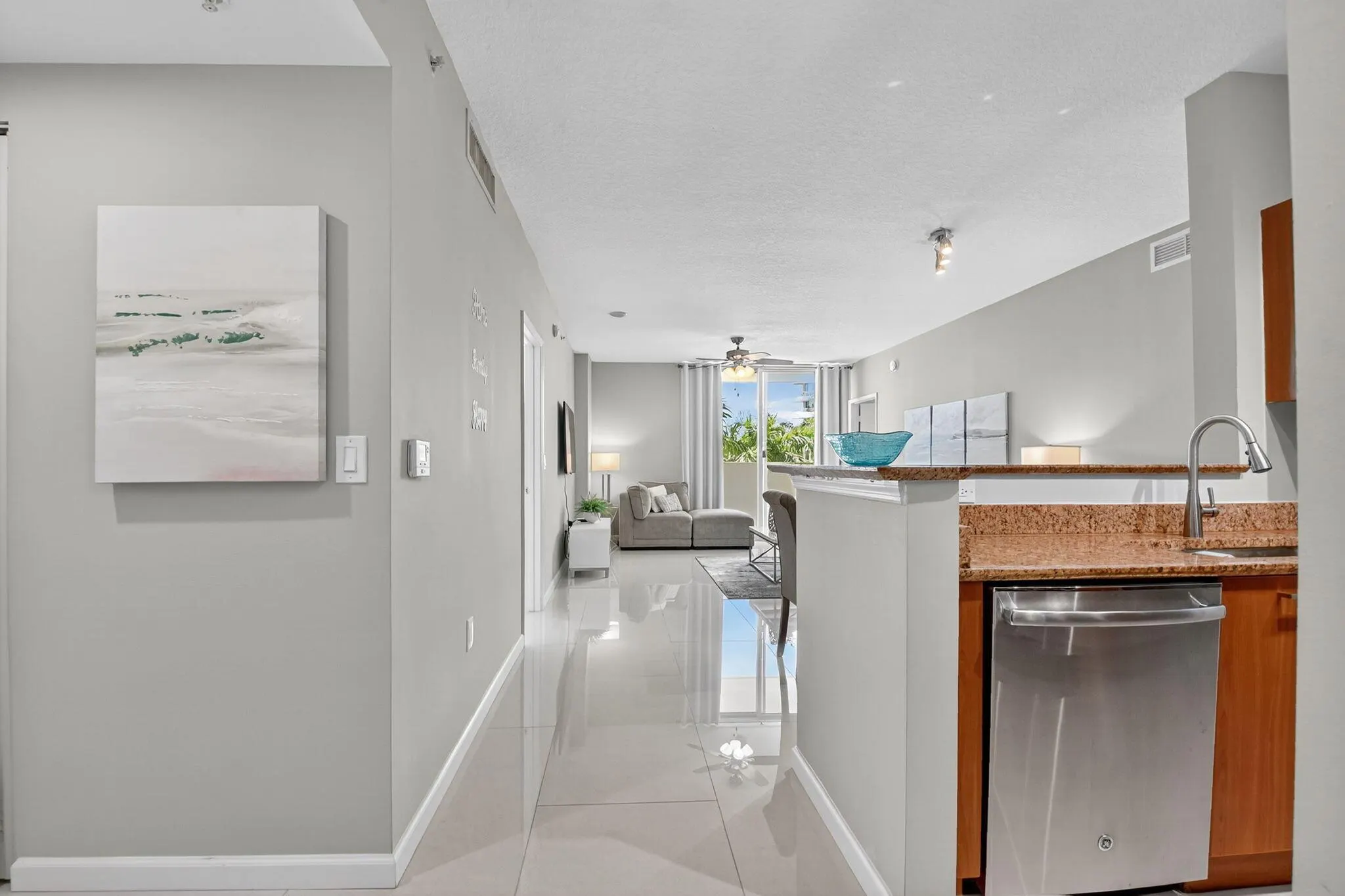 625 Casa Loma Boulevard, #306