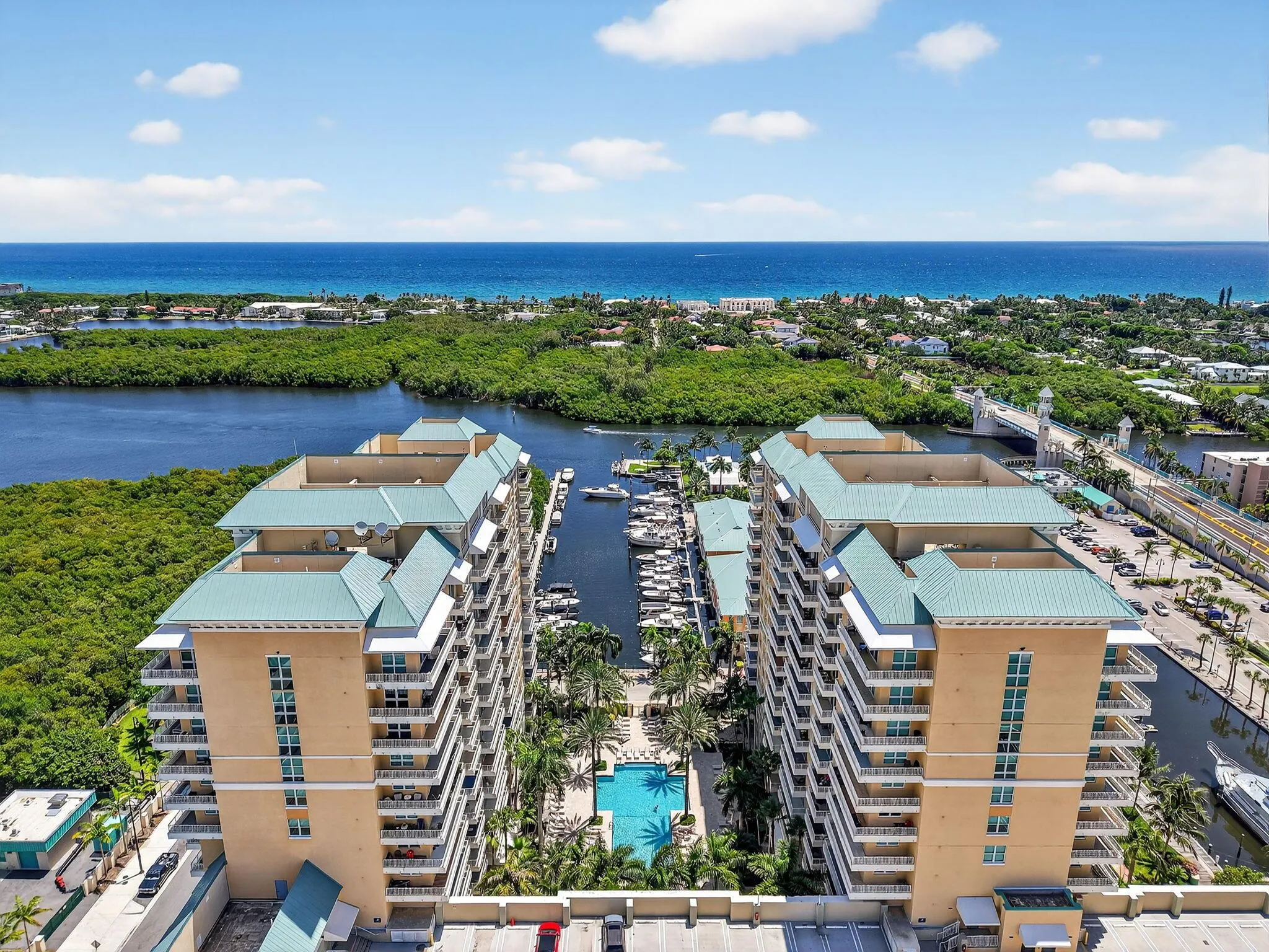 625 Casa Loma Boulevard, #306