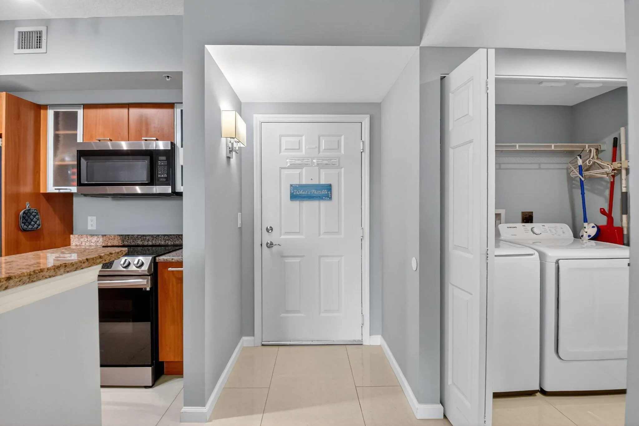 625 Casa Loma Boulevard, #306