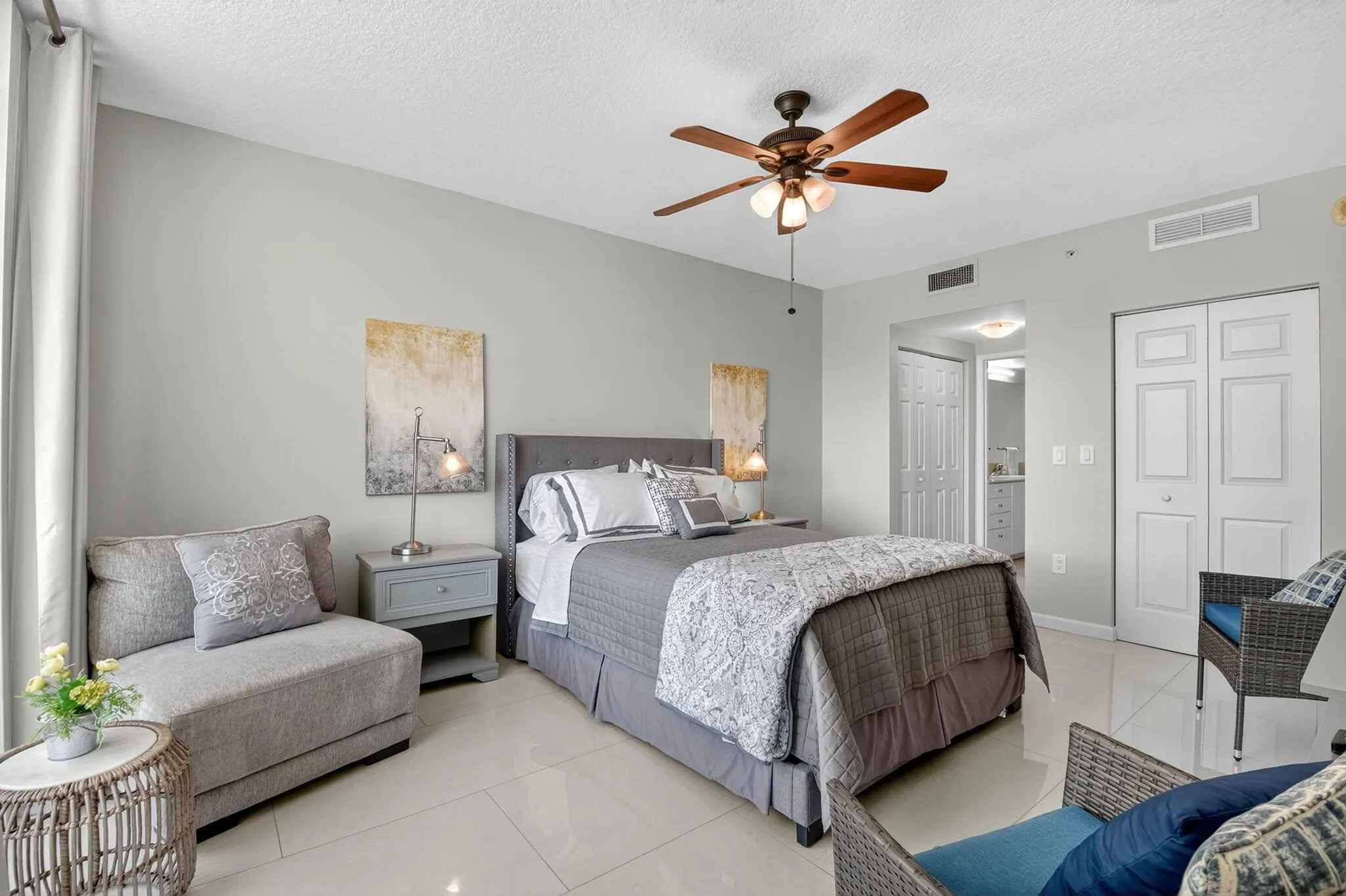 625 Casa Loma Boulevard, #306