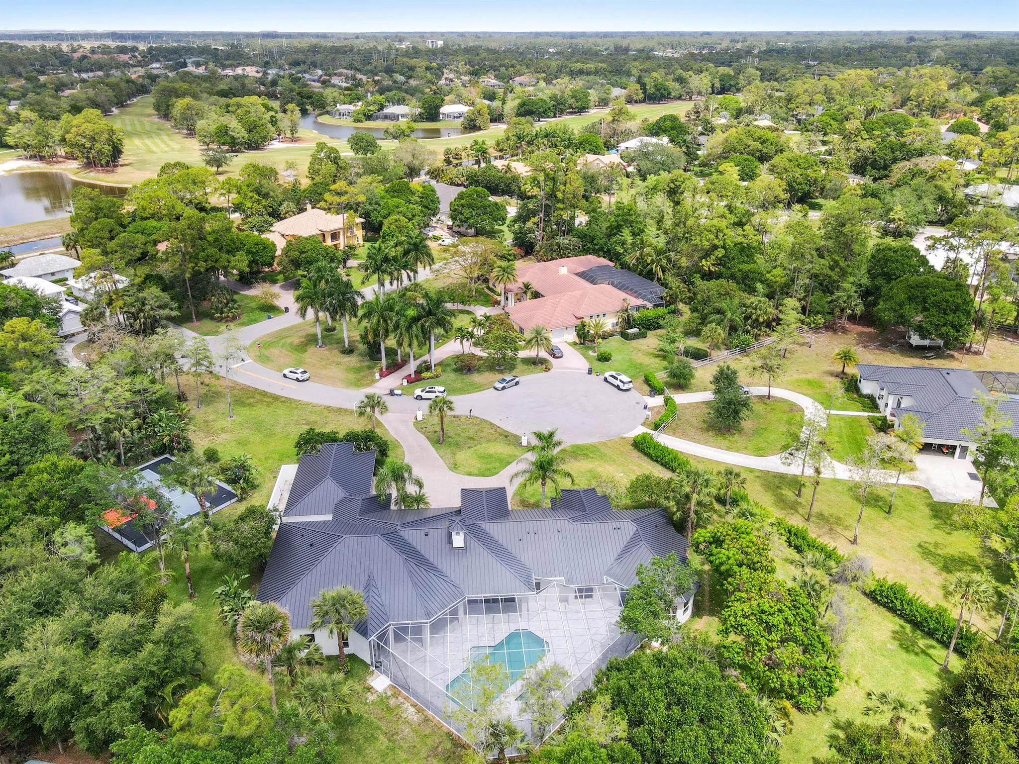 728 Deerwood Court