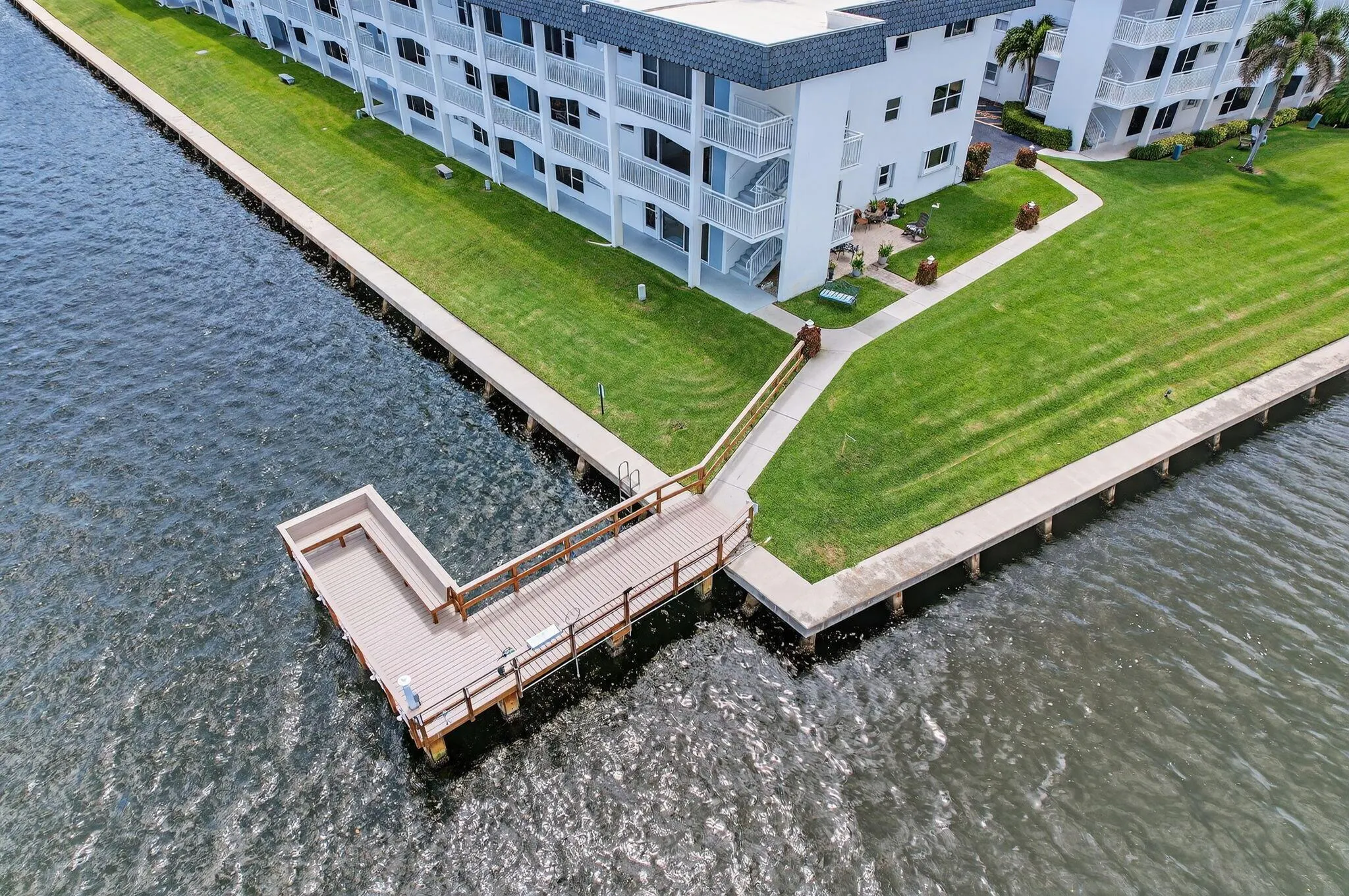 110 Shore Court, #301
