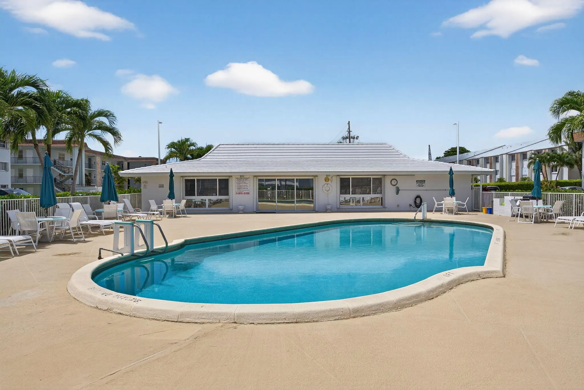 110 Shore Court, #301