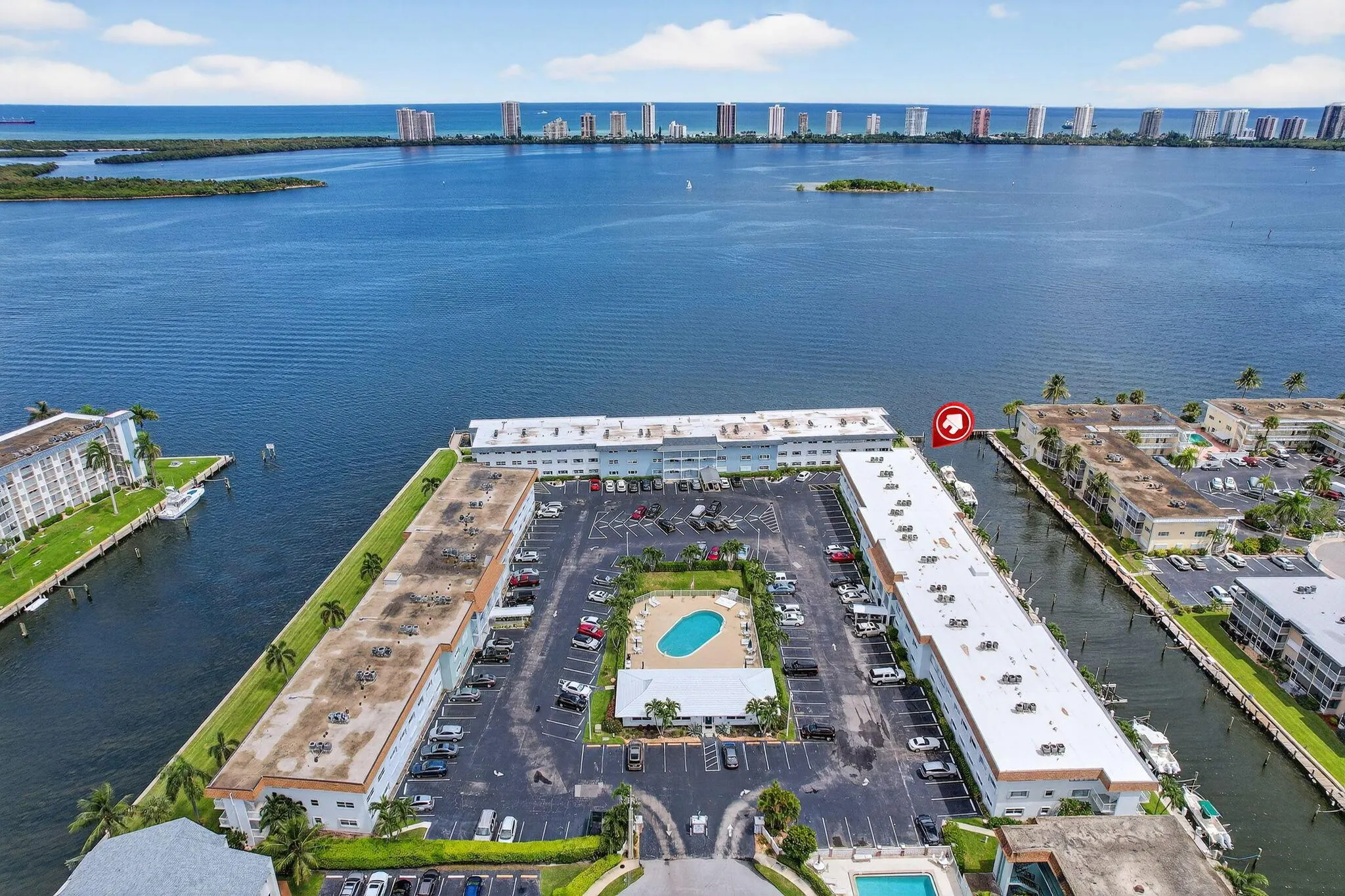 110 Shore Court, #301