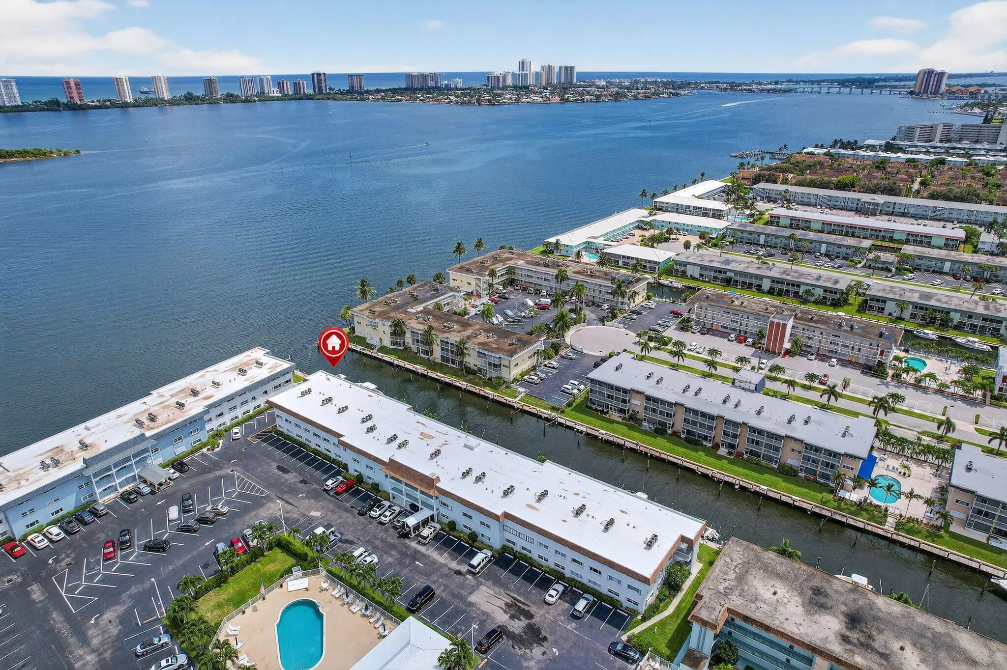 110 Shore Court, #301