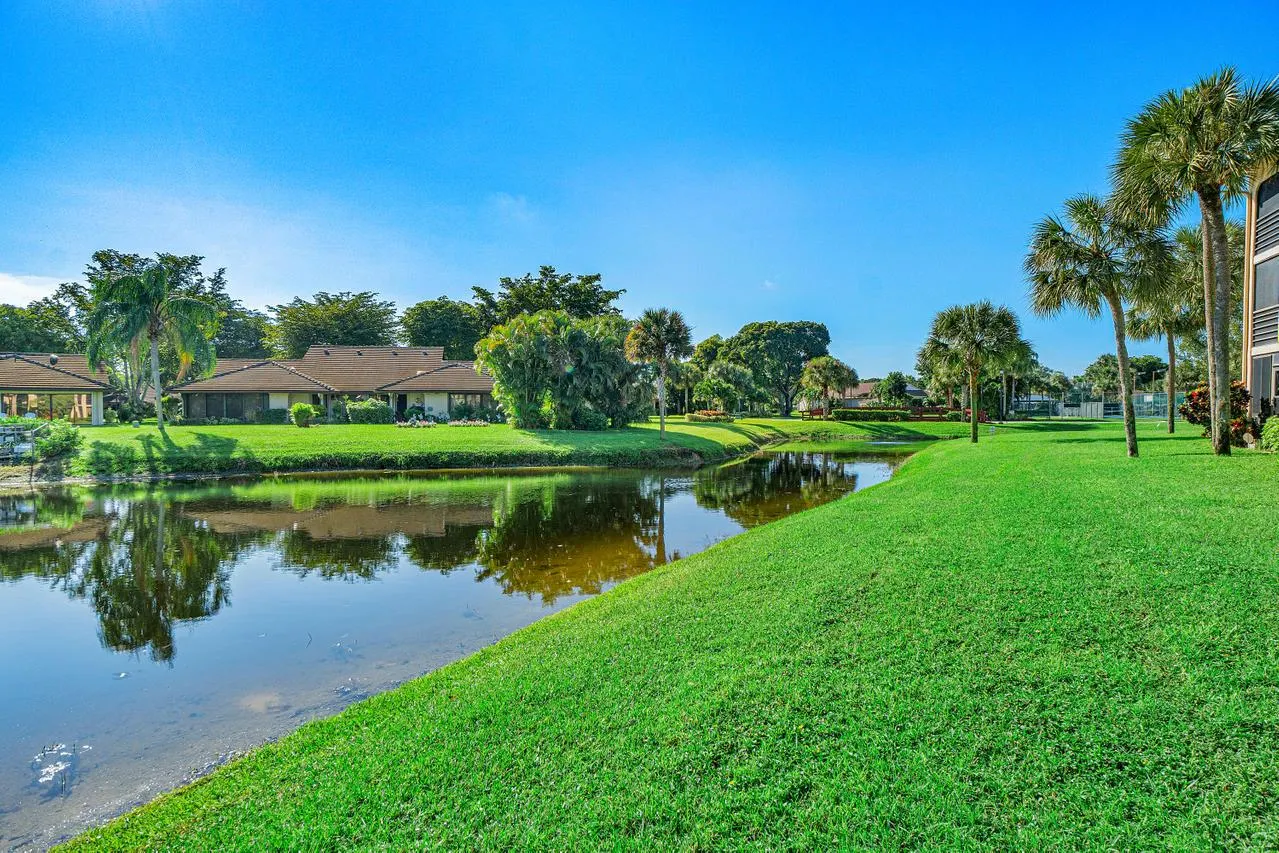10092 Cedar Point Boulevard, #302