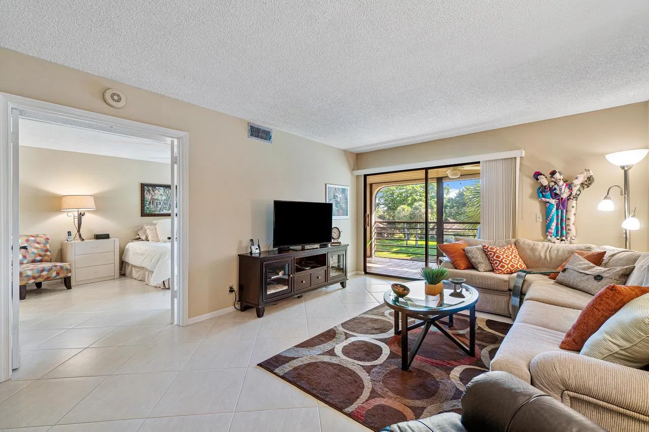 10092 Cedar Point Boulevard, #302