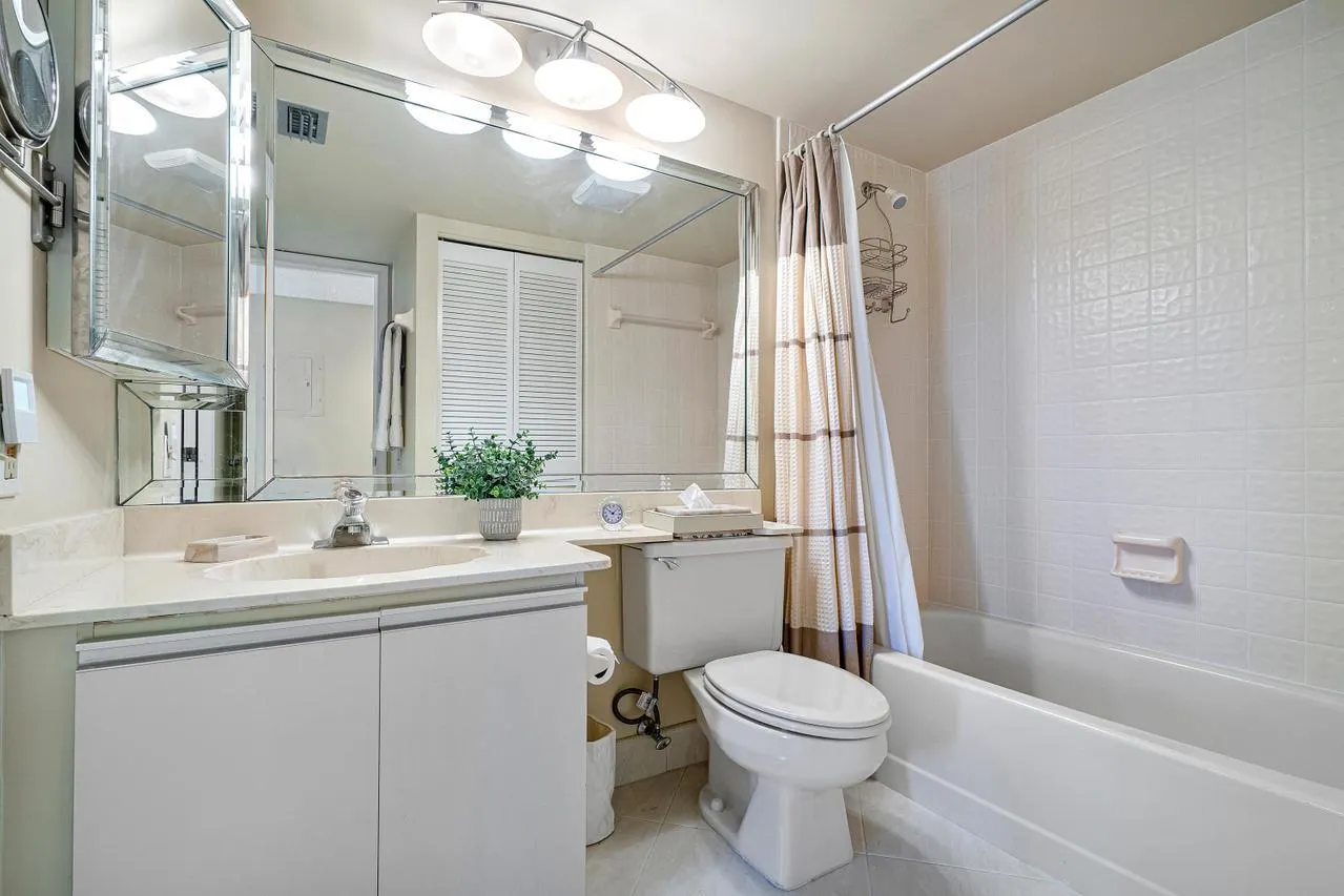 10092 Cedar Point Boulevard, #302
