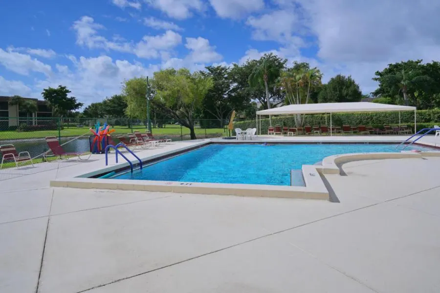 10092 Cedar Point Boulevard, #302