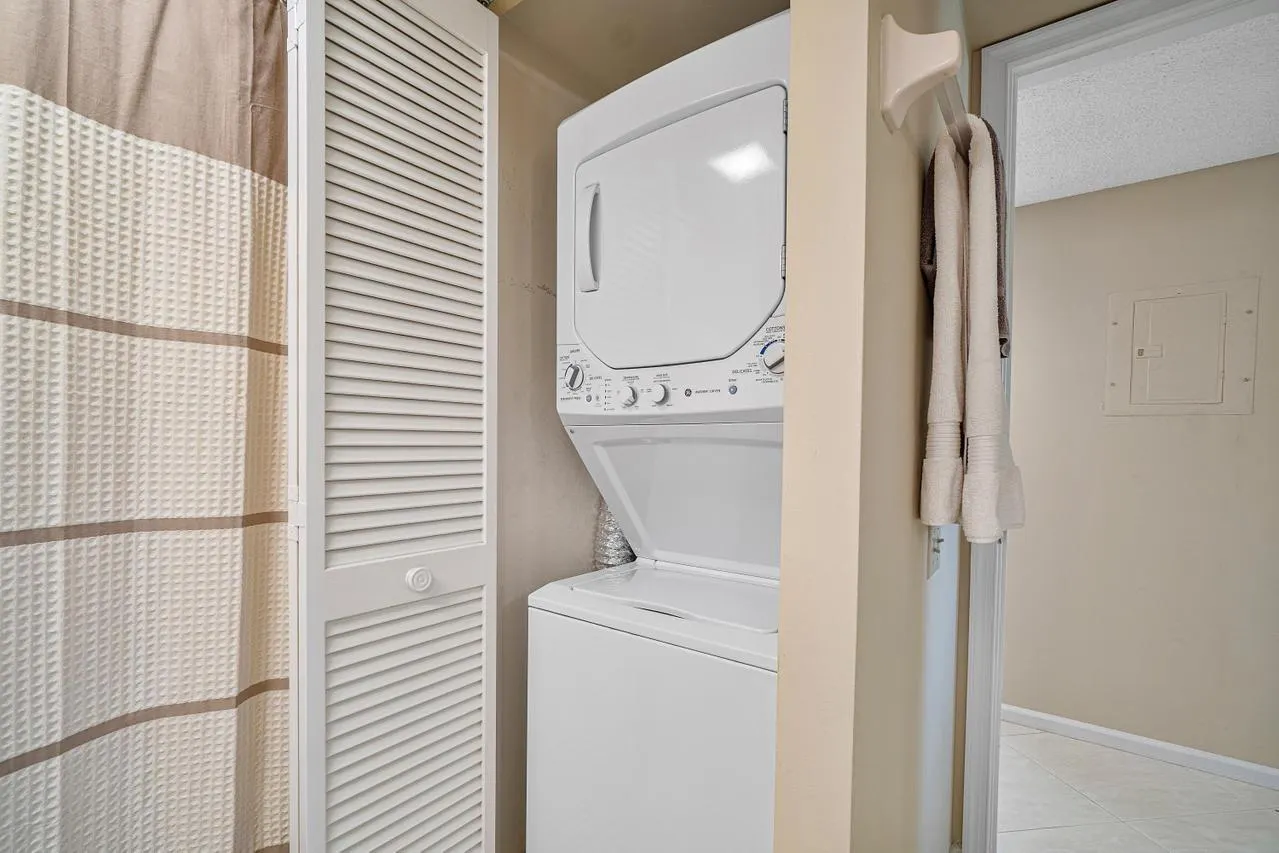 10092 Cedar Point Boulevard, #302