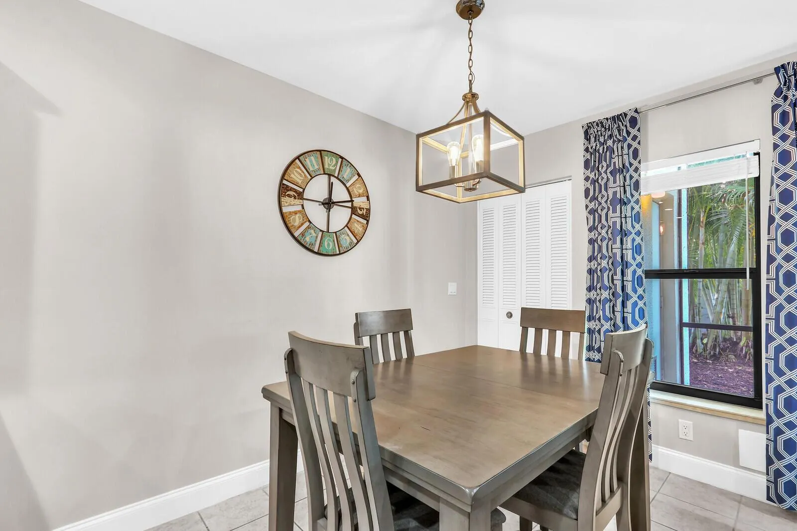 1605 S Us Highway 1, #106v5