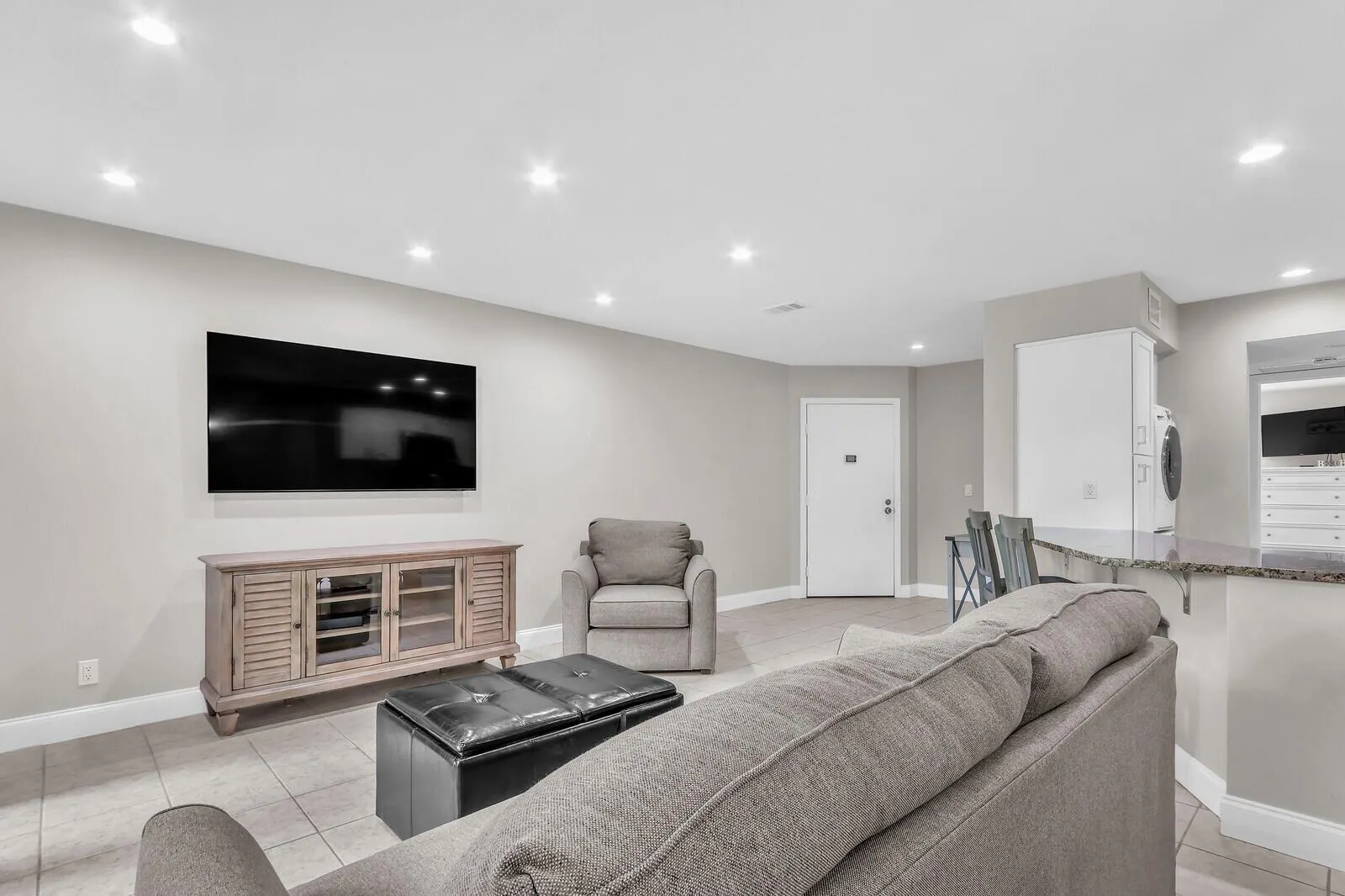 1605 S Us Highway 1, #106v5