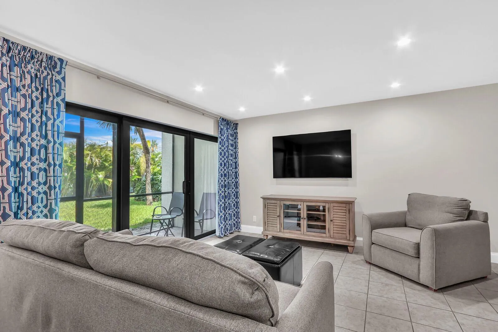 1605 S Us Highway 1, #106v5