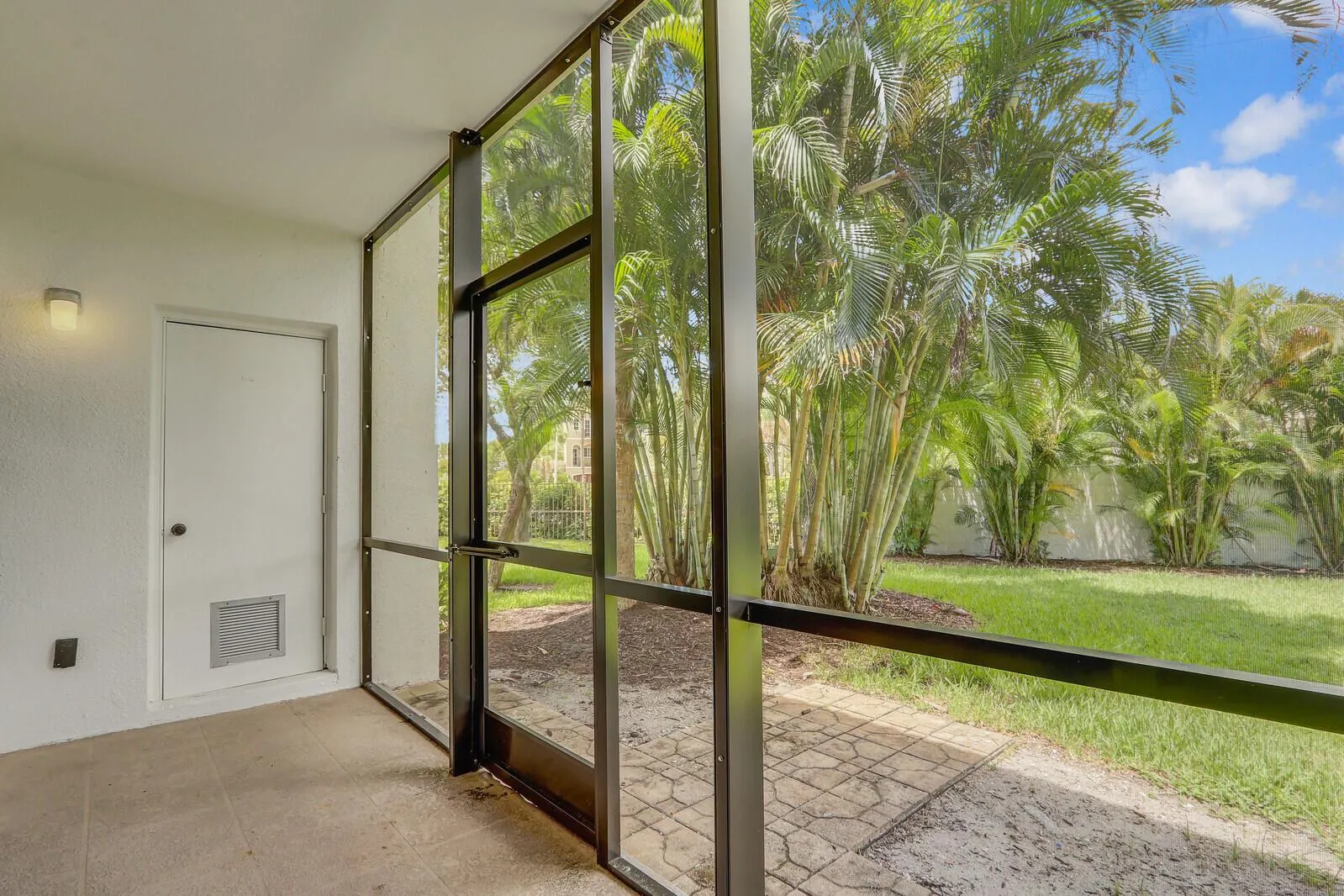 1605 S Us Highway 1, #106v5