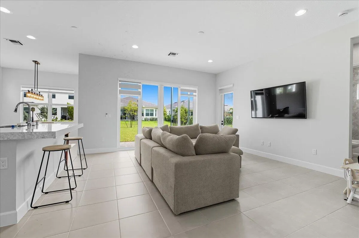 14458 Spruce Pine Drive
