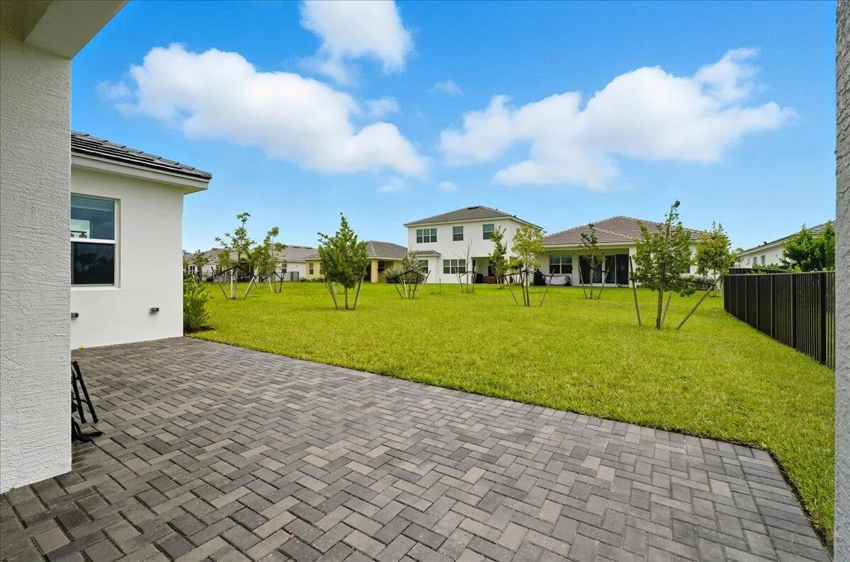 14458 Spruce Pine Drive