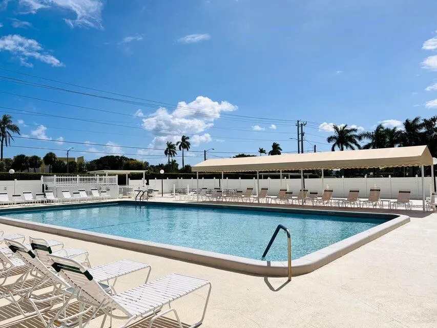 1720 NW 20th Avenue, #204
