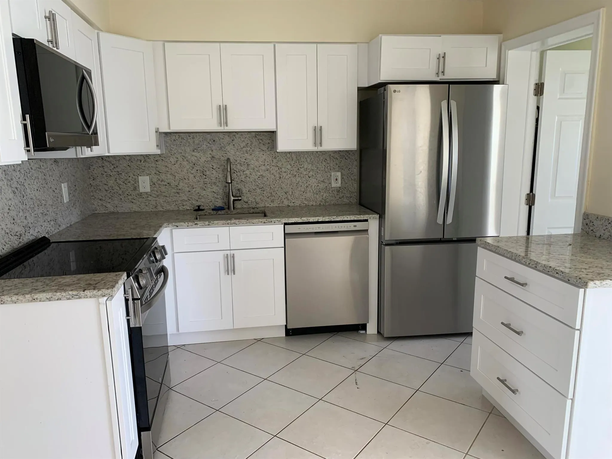 2802 Regency Court