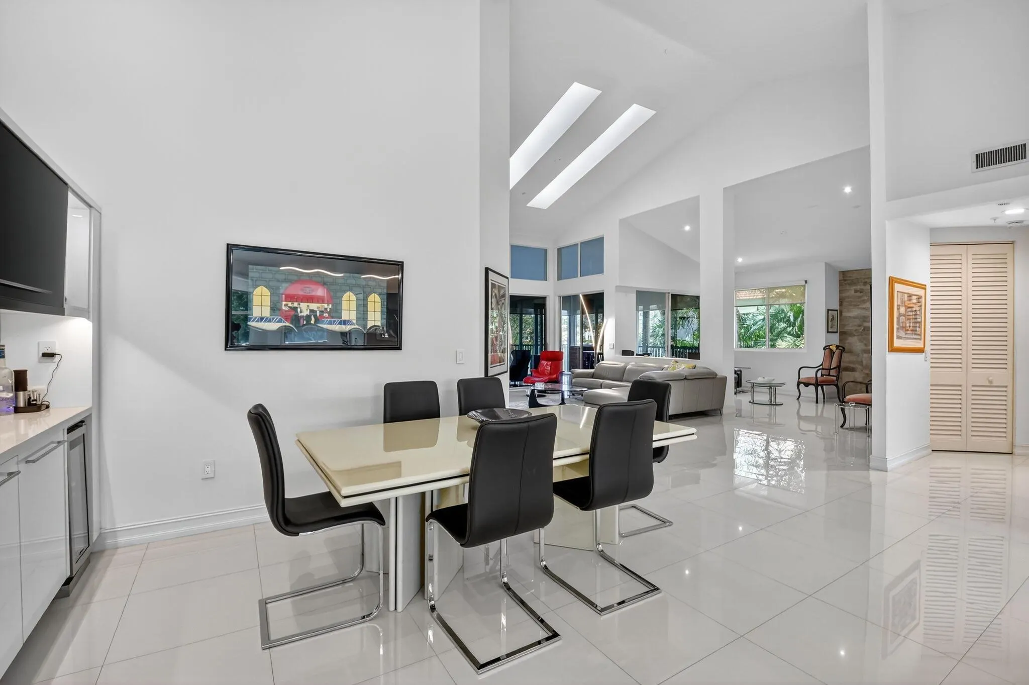 2421 NW 59th Street, #303