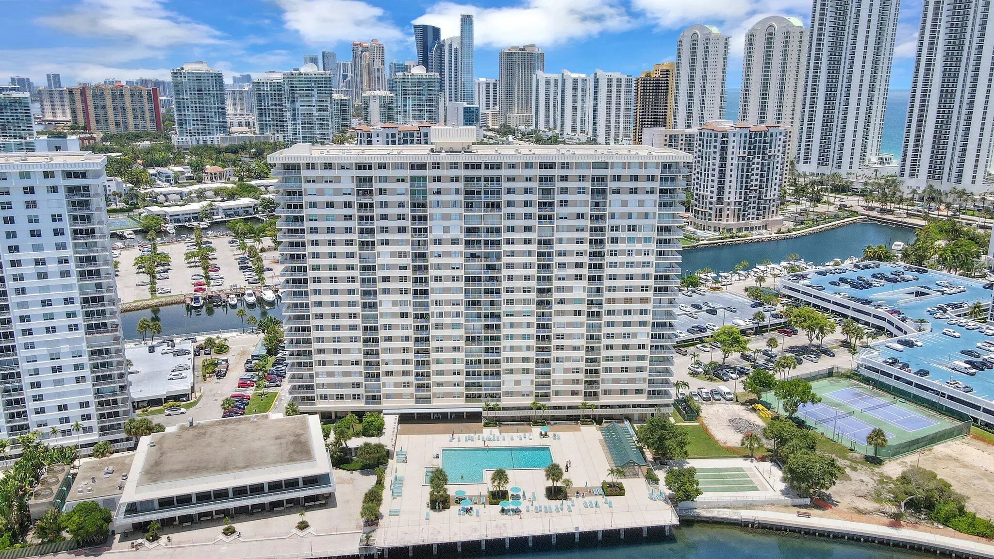 300 Bayview Drive, #1703