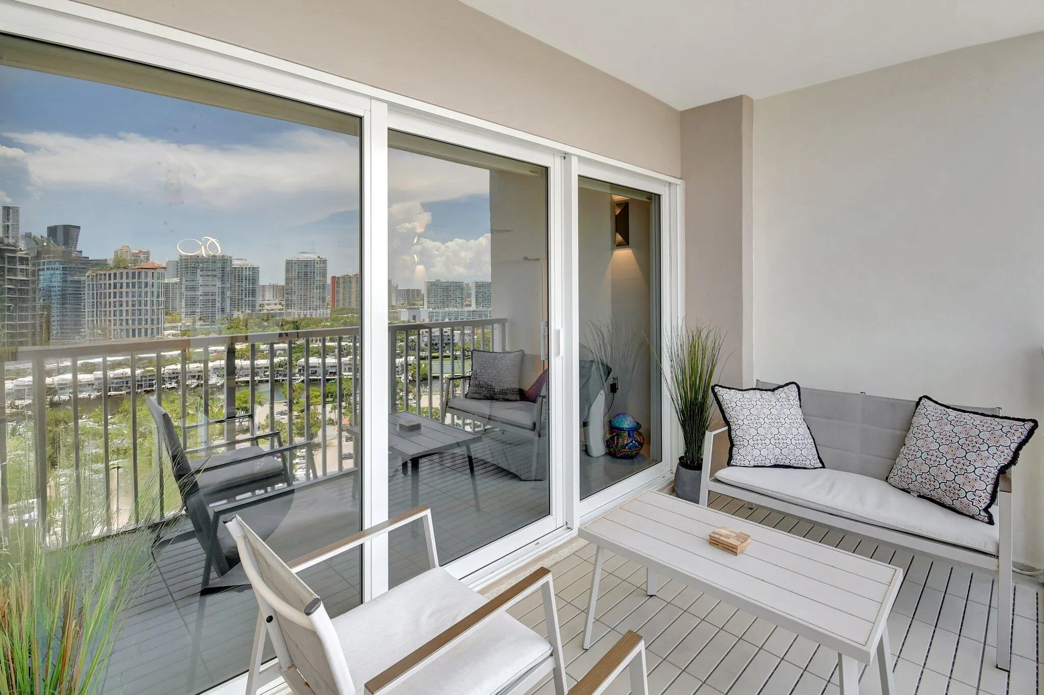 300 Bayview Drive, #1703