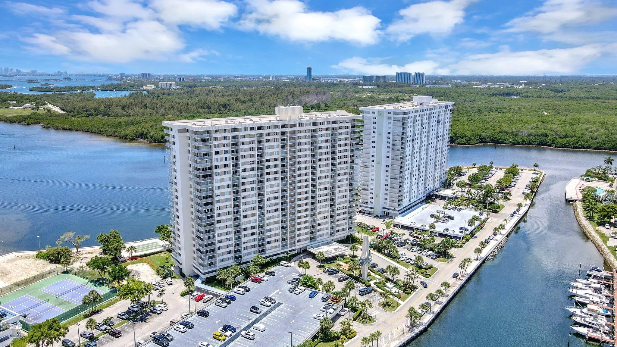 300 Bayview Drive, #1703