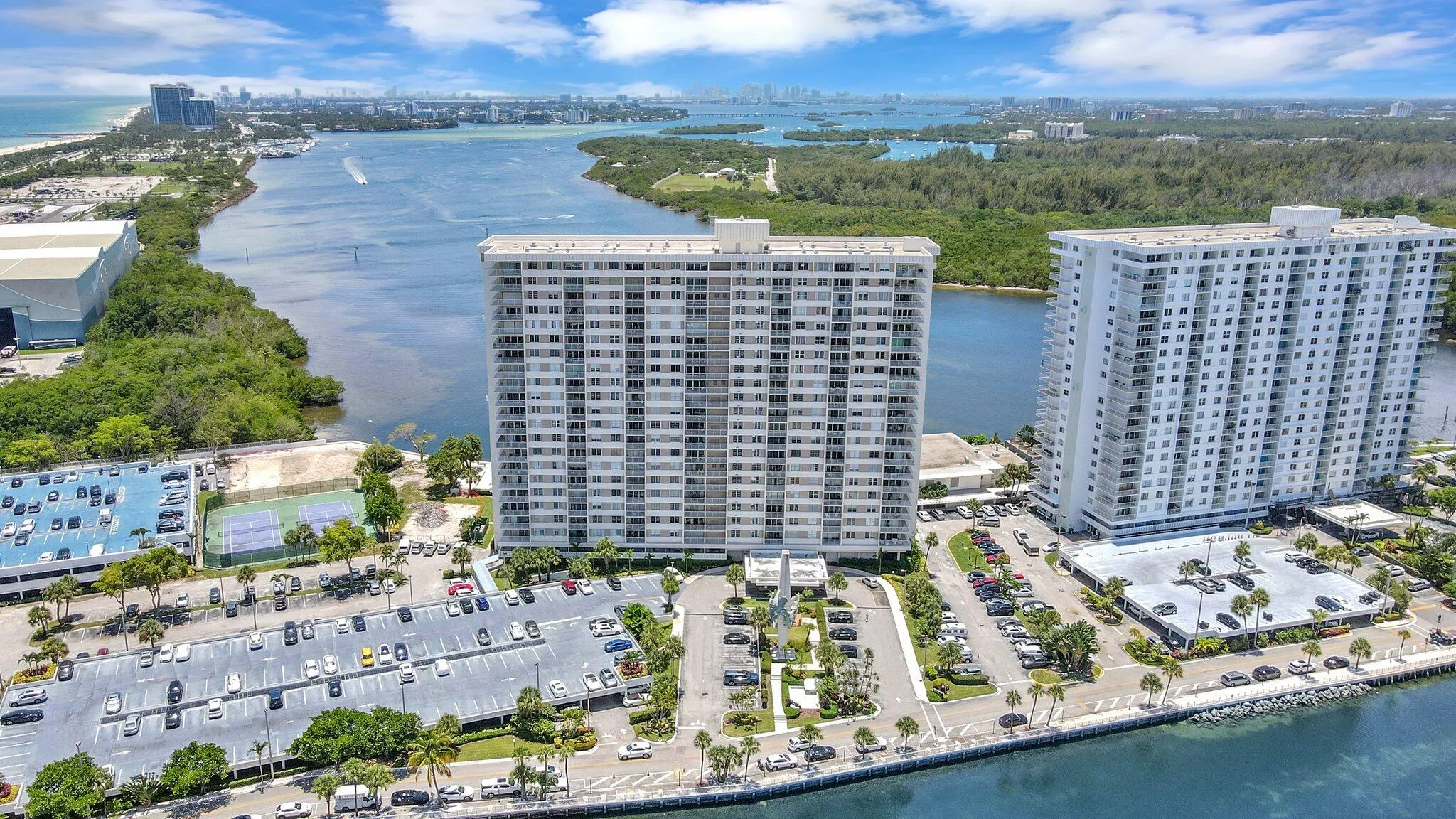 300 Bayview Drive, #1703