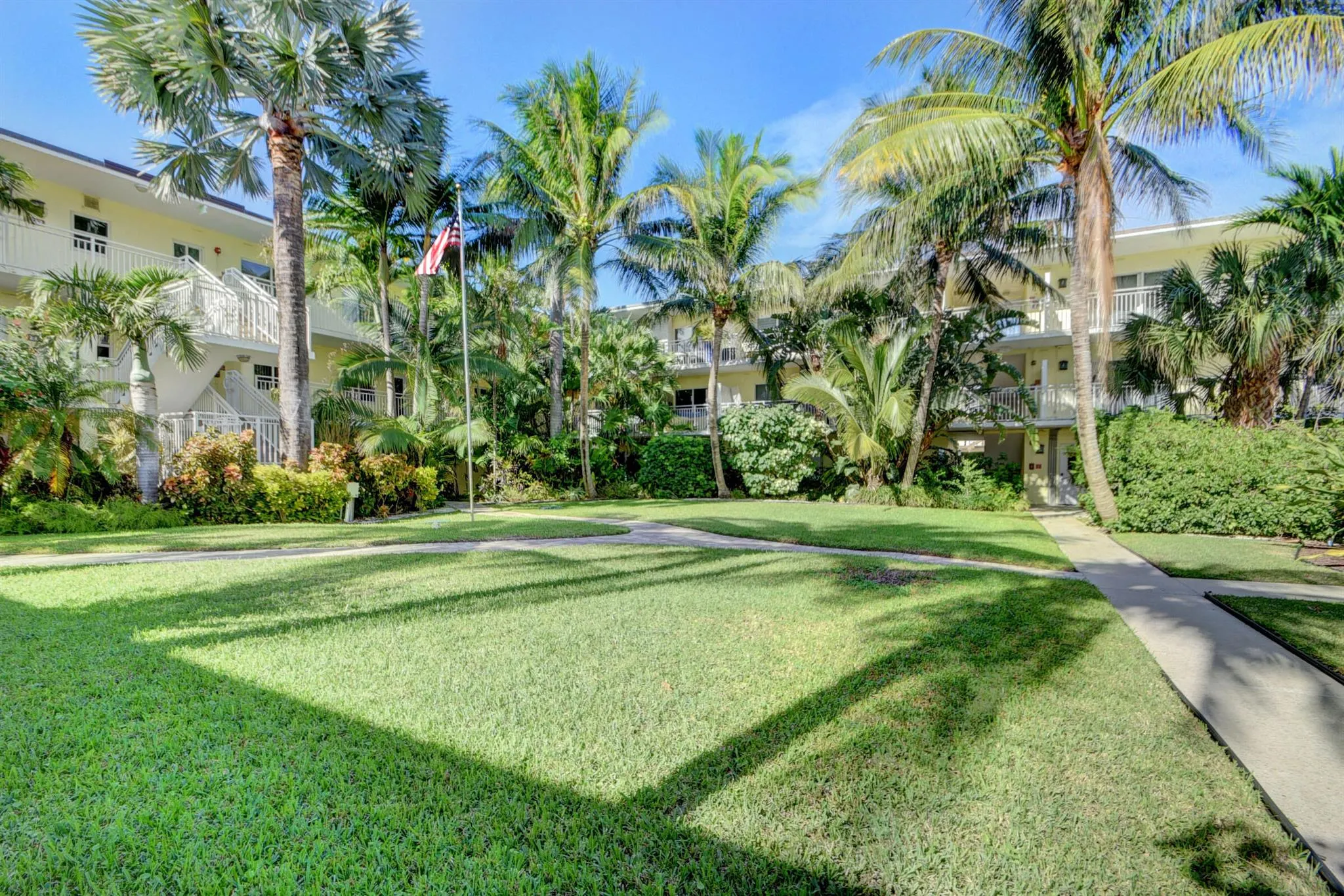 6520 N Ocean Boulevard, #3