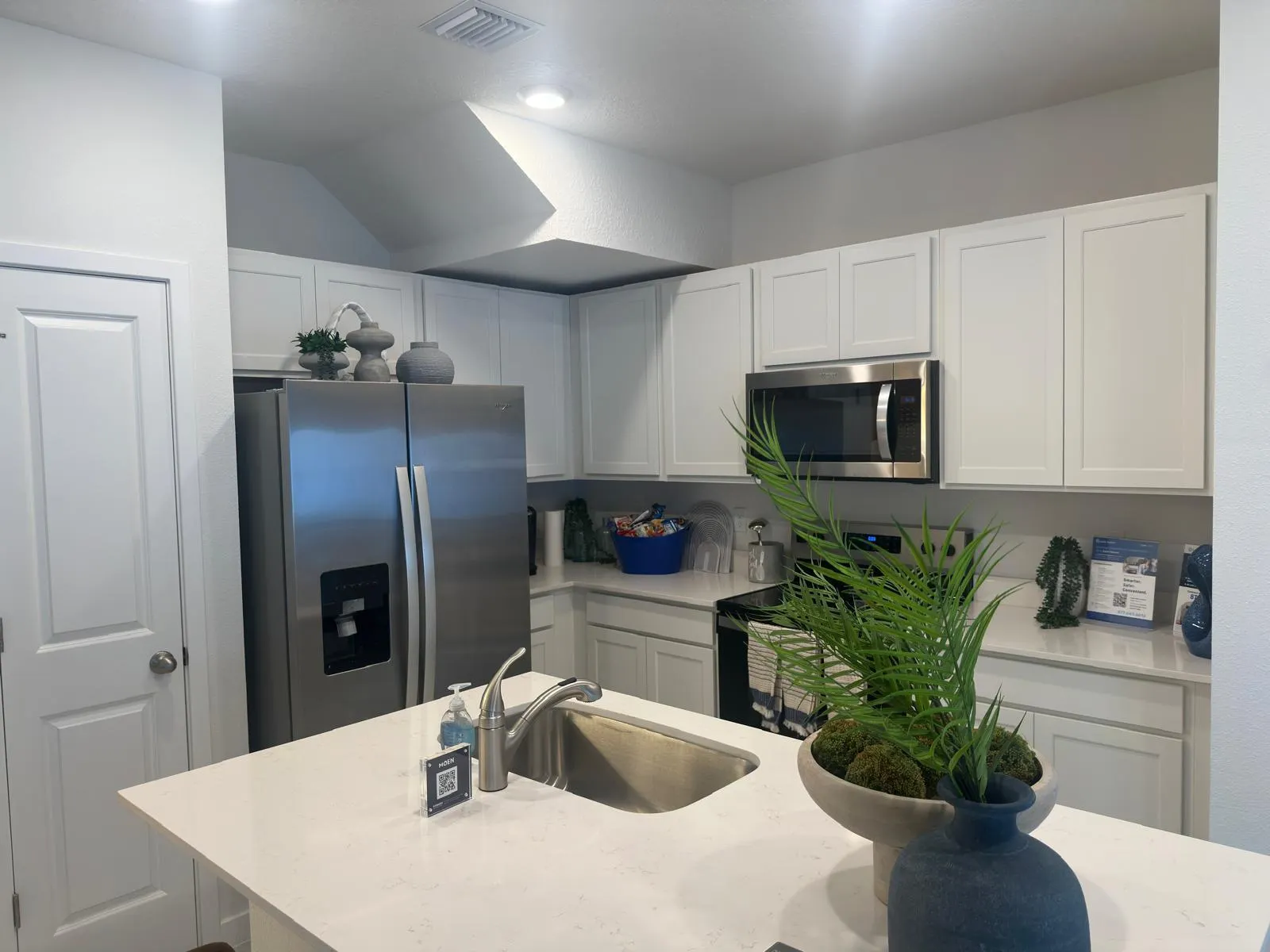 3409 Mckay Way