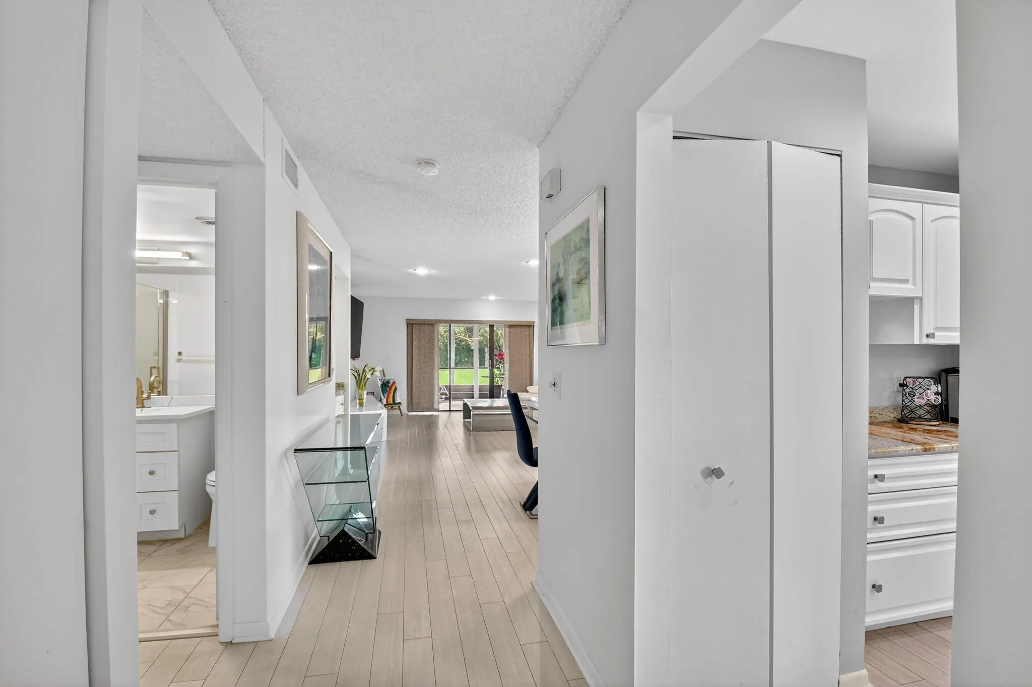 8 Stratford Drive, #C
