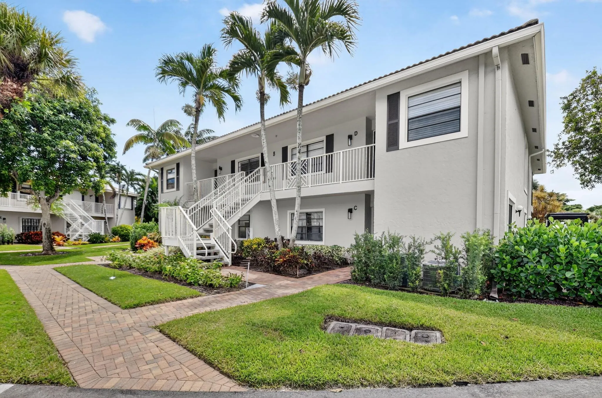8 Stratford Drive, #C