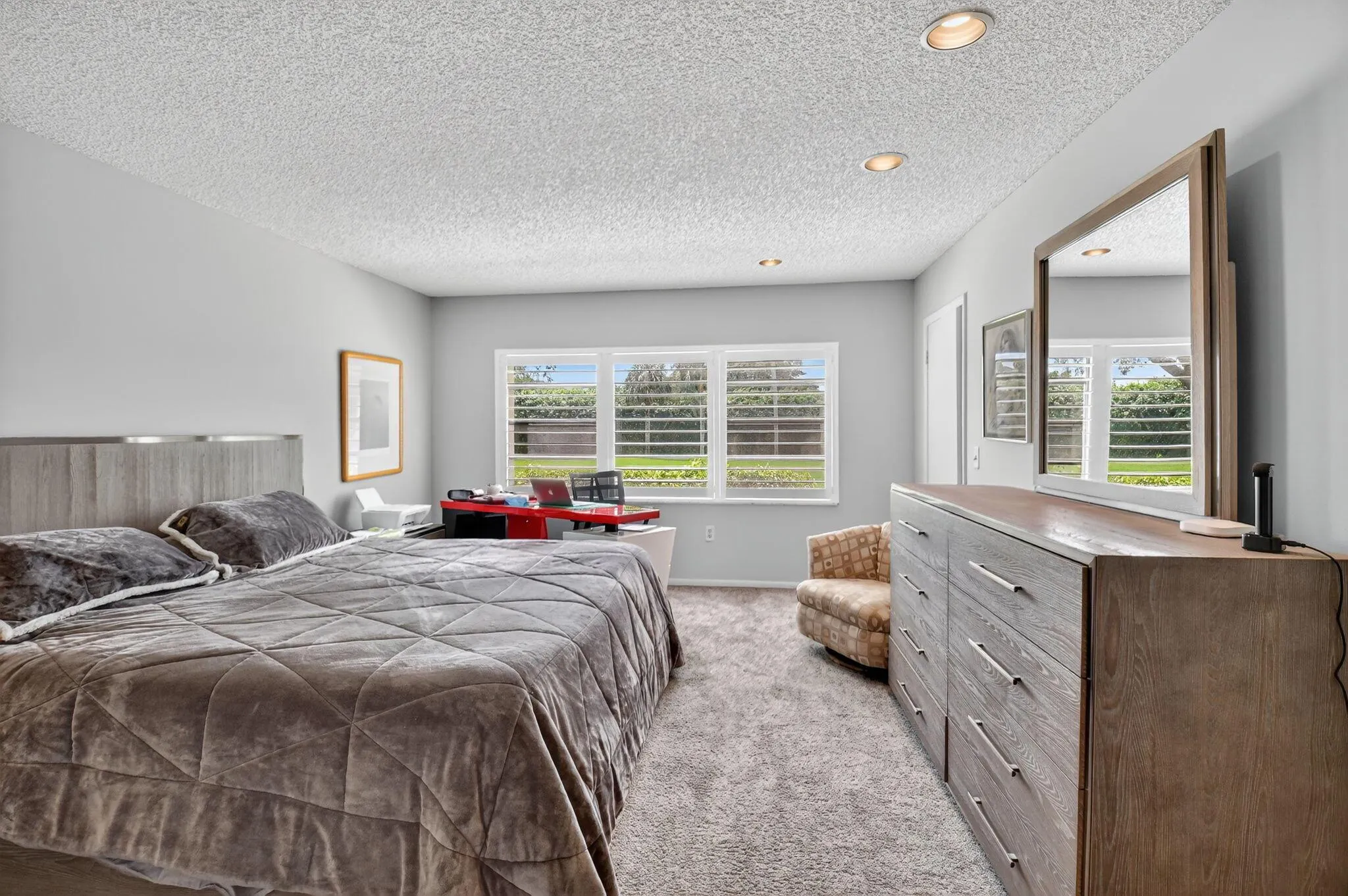 8 Stratford Drive, #C