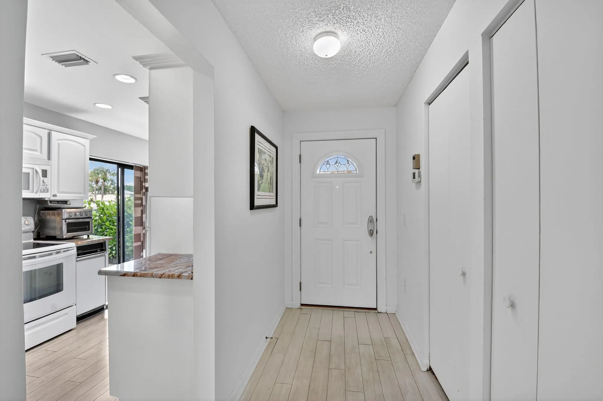 8 Stratford Drive, #C