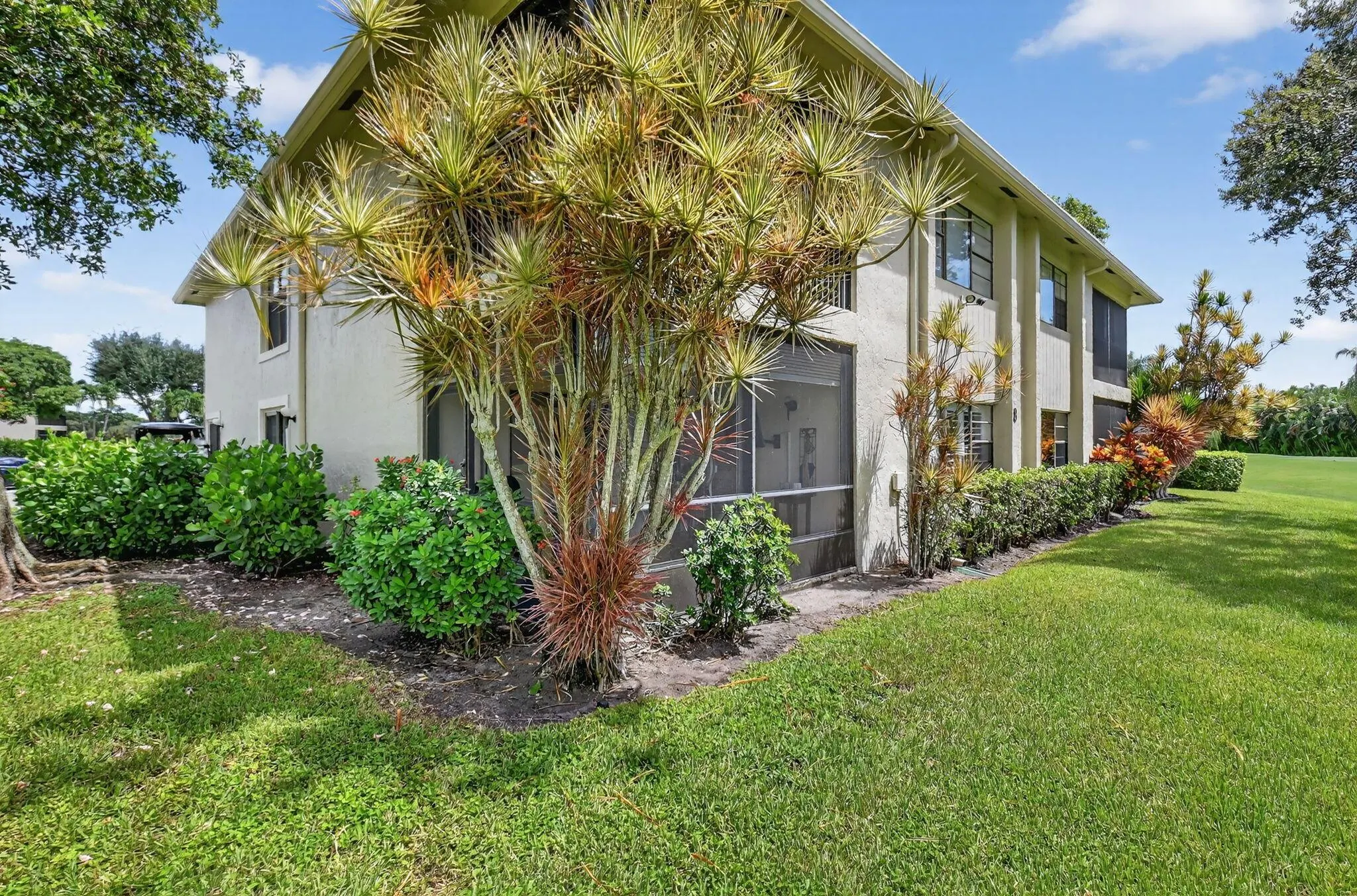 8 Stratford Drive, #C