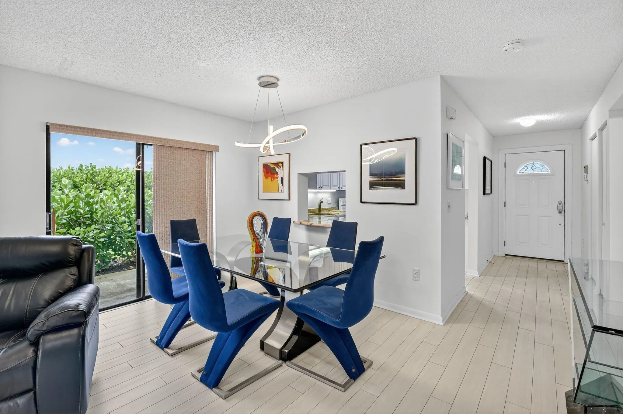 8 Stratford Drive, #C