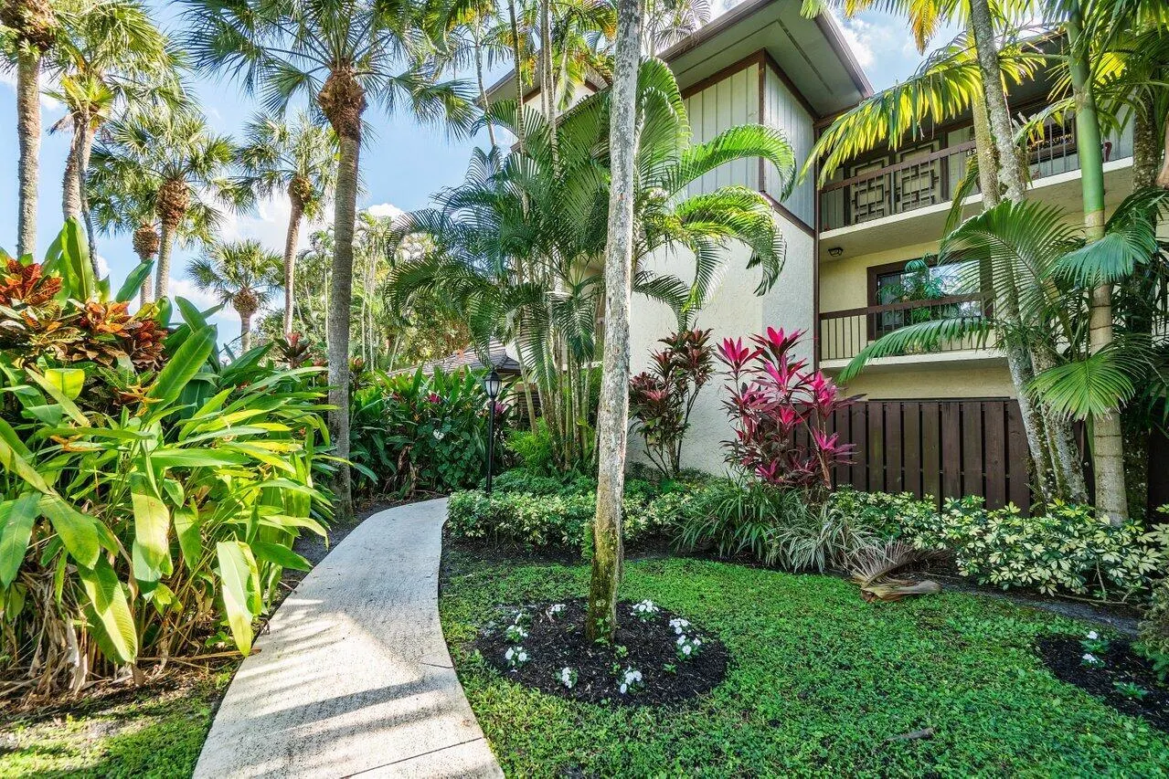 13362 Polo Road W, #101