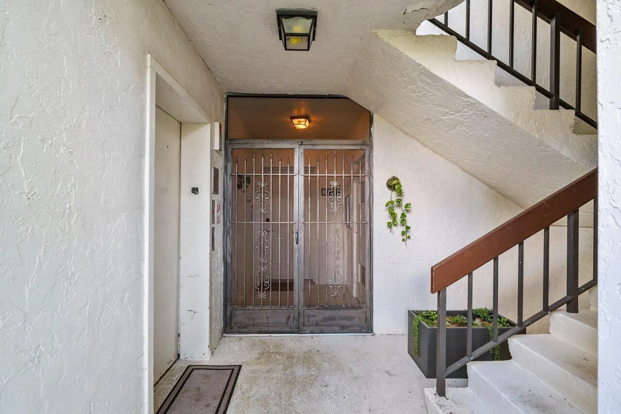 13362 Polo Road W, #101