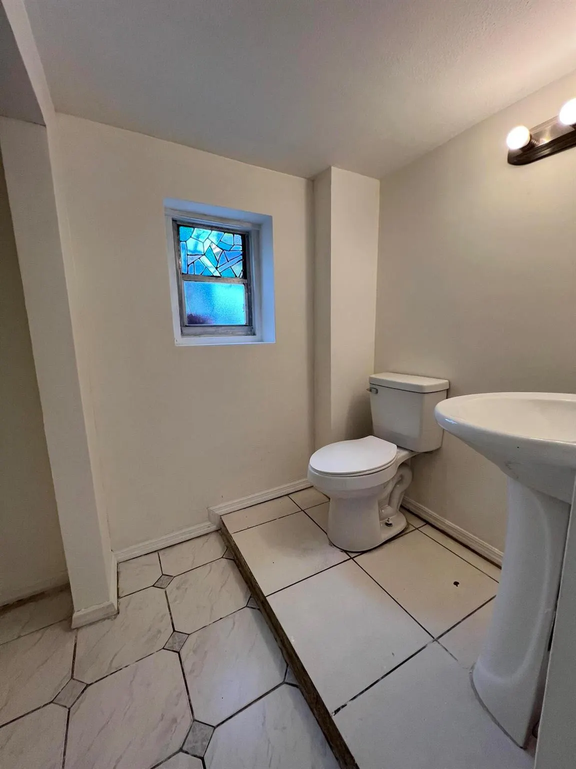 4211 Parker Avenue, #2