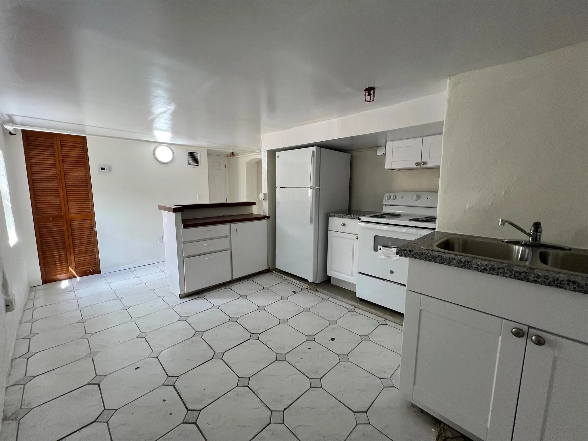 4211 Parker Avenue, #2