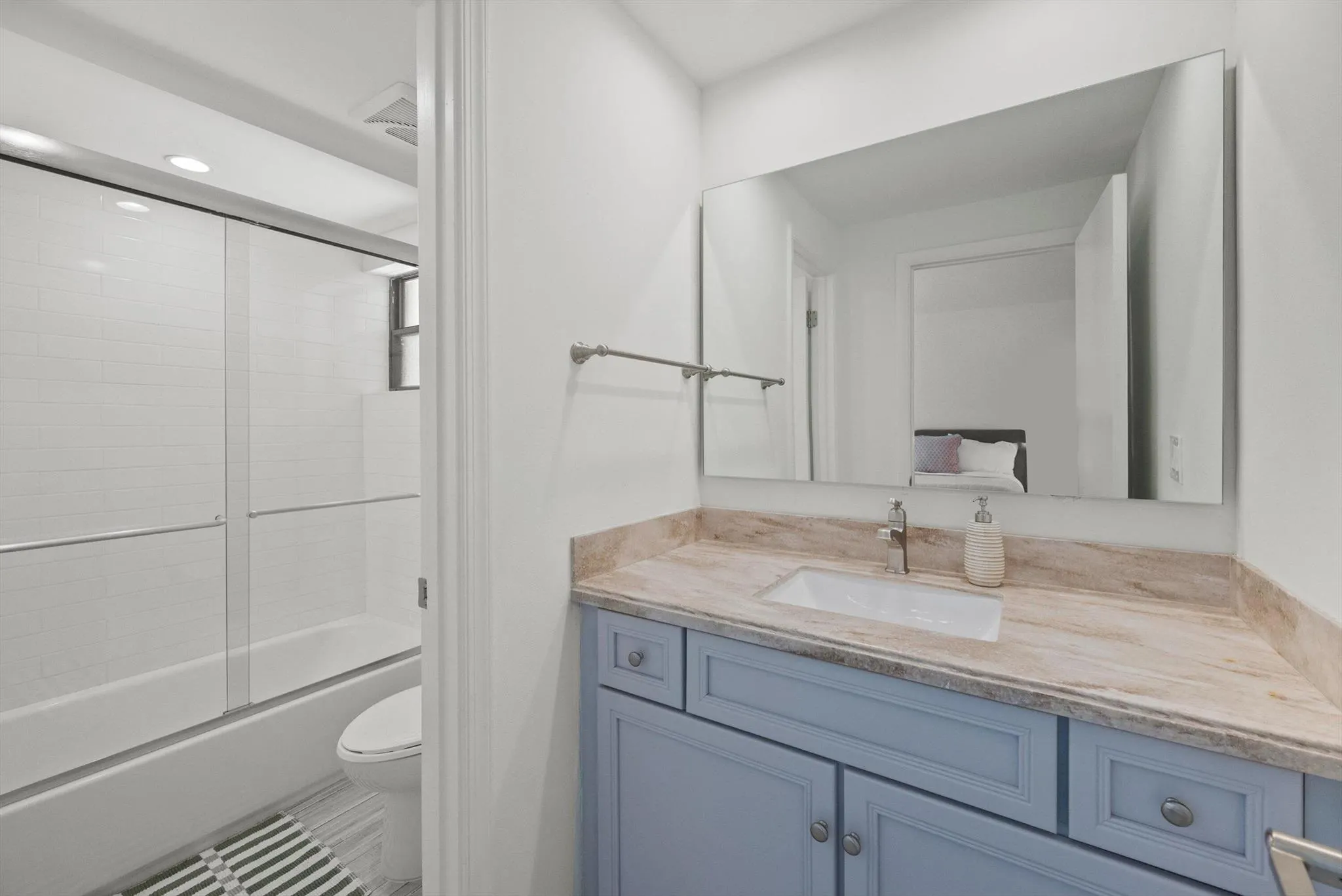 11355 Pond View Drive, #D104