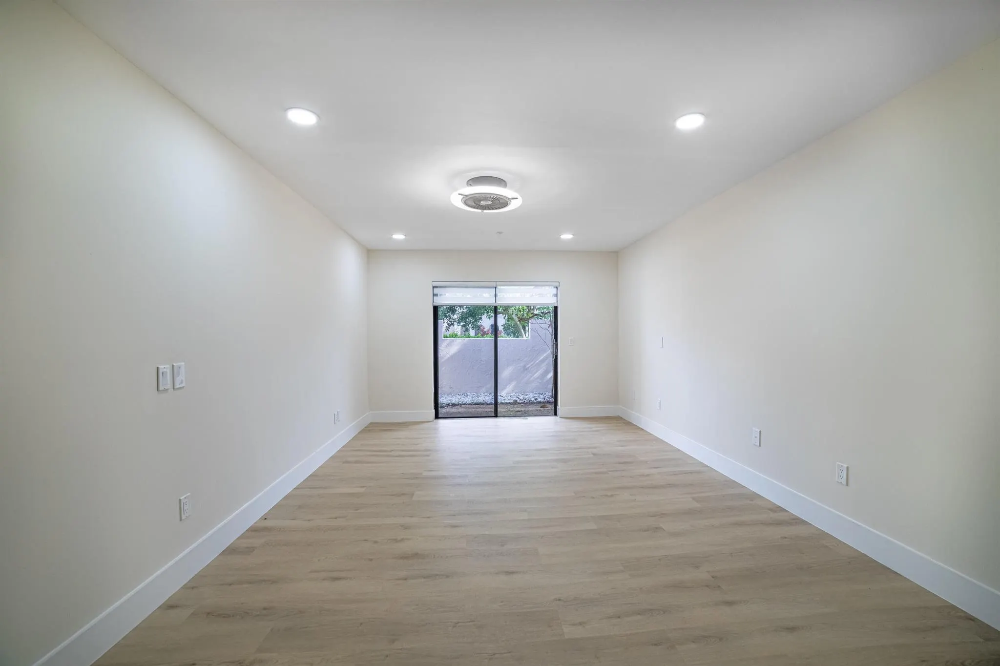 8008 Eastlake Drive, #12-A