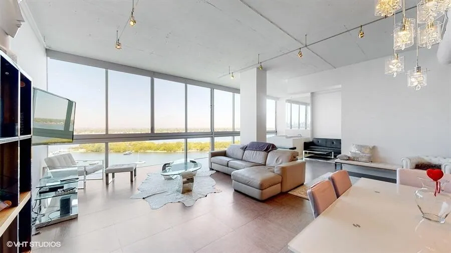 7934 West Drive, #1103