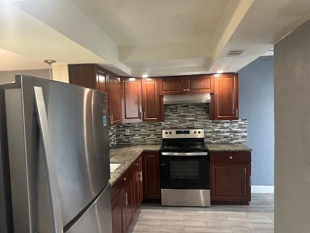4660 Nw 6th Court