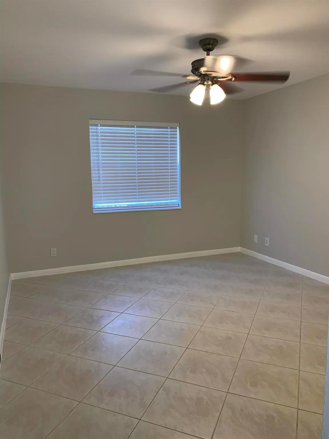 320 SE 2 Avenue, #B1