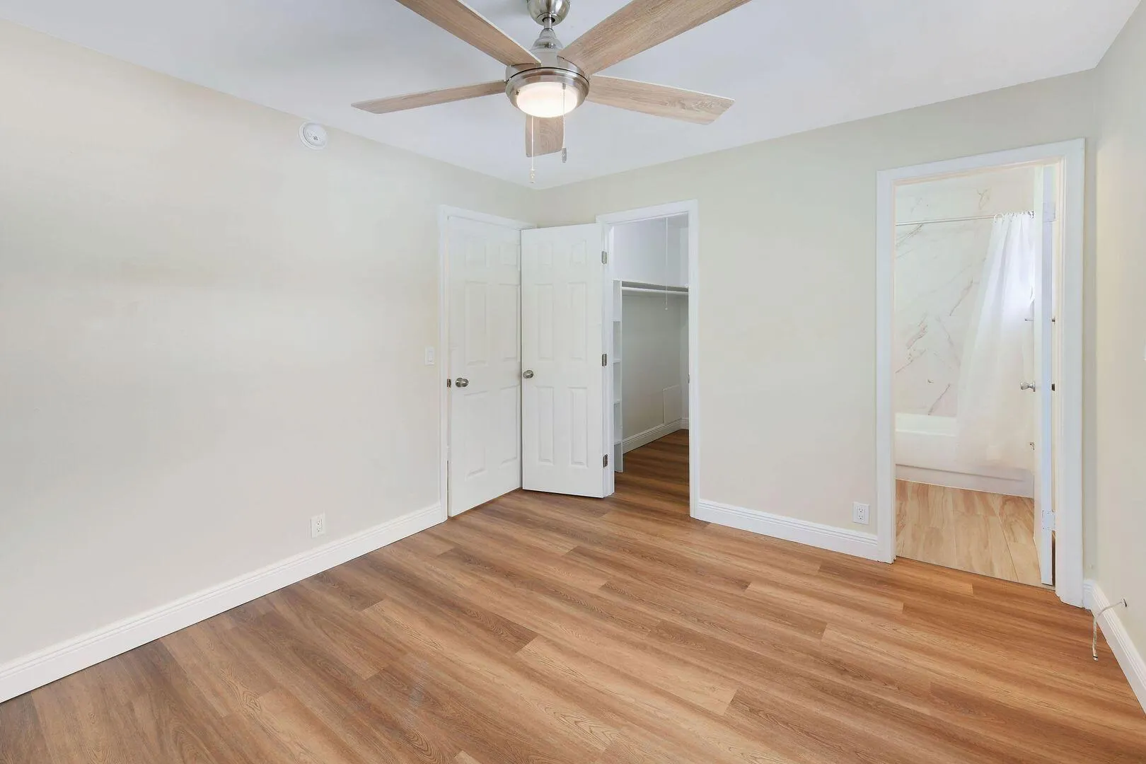 901 N F Street, #16