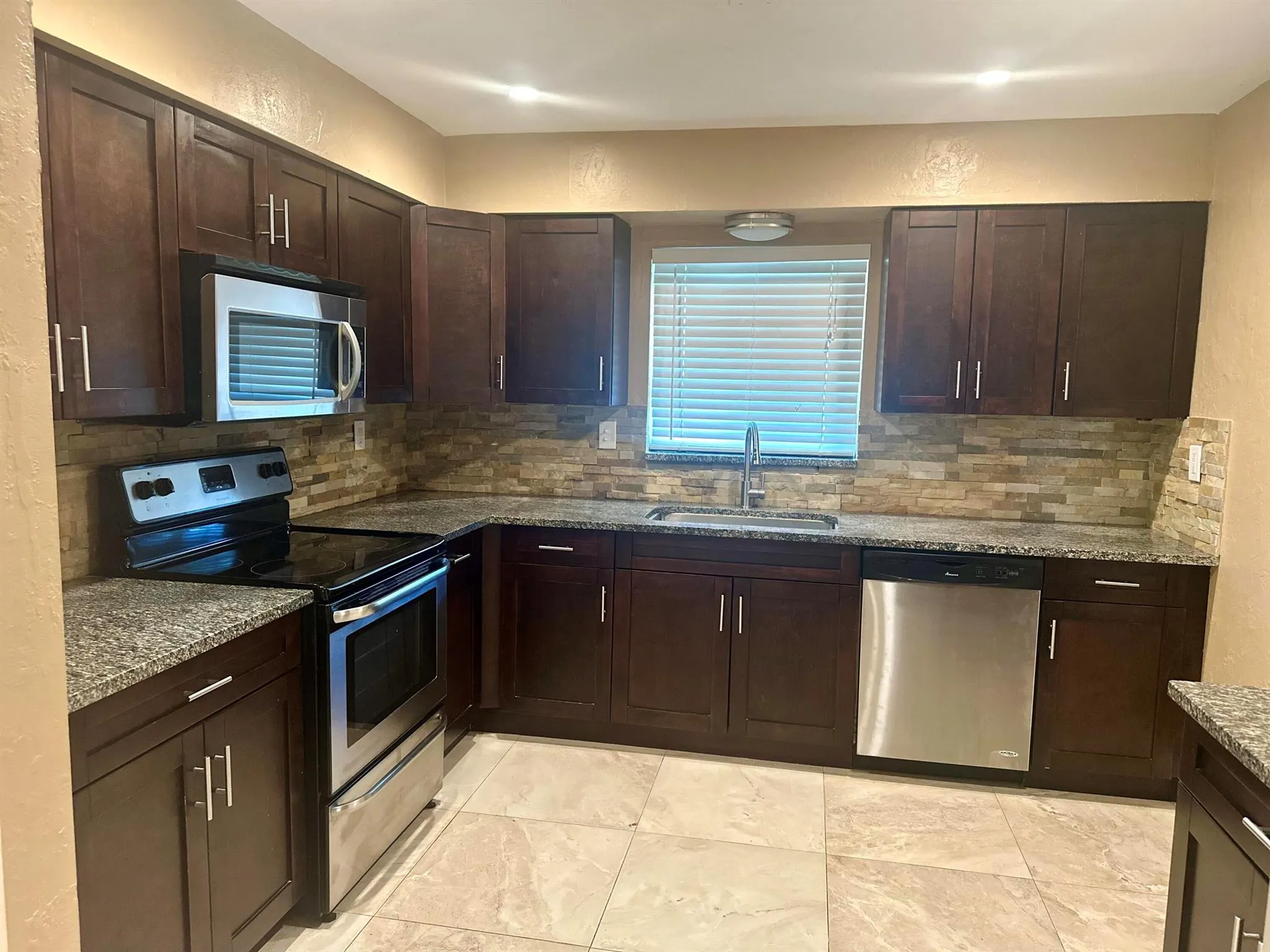 1083 SW 25th Place