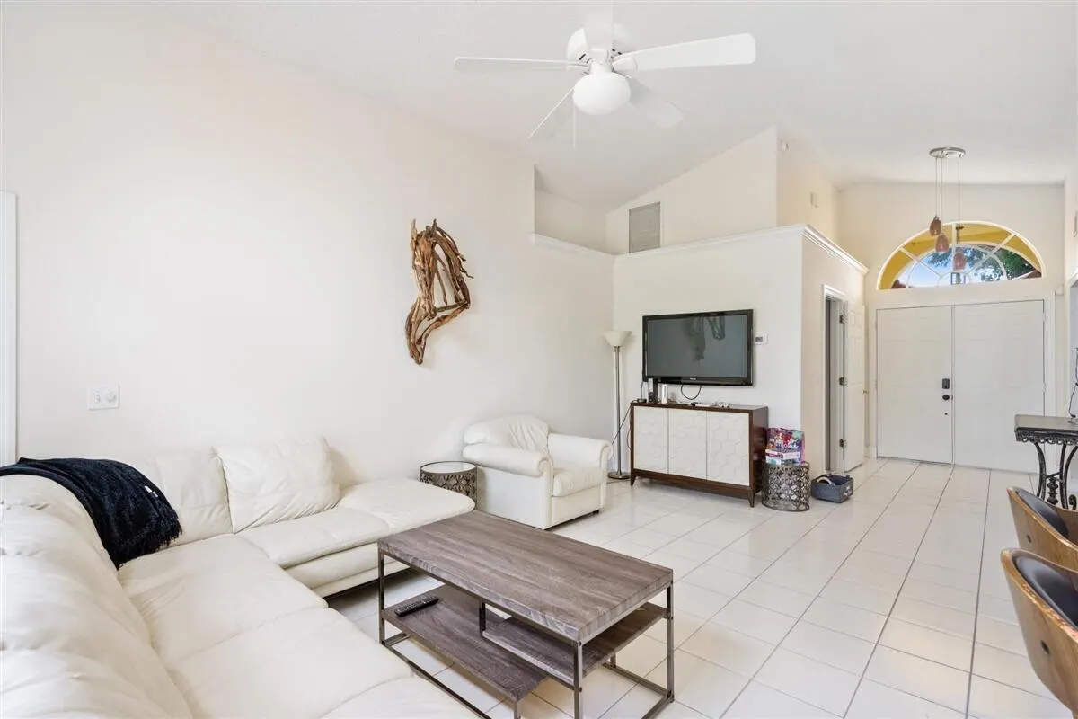 2606 Bedford Mews Drive