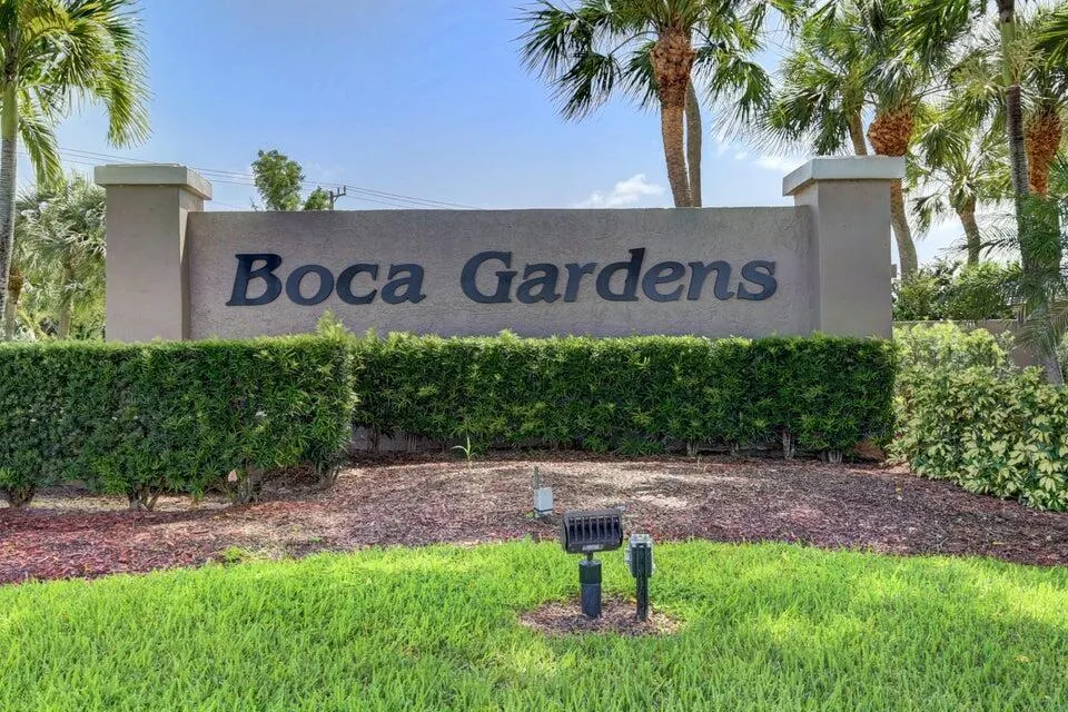 9203 Boca Gardens Circle S, #E