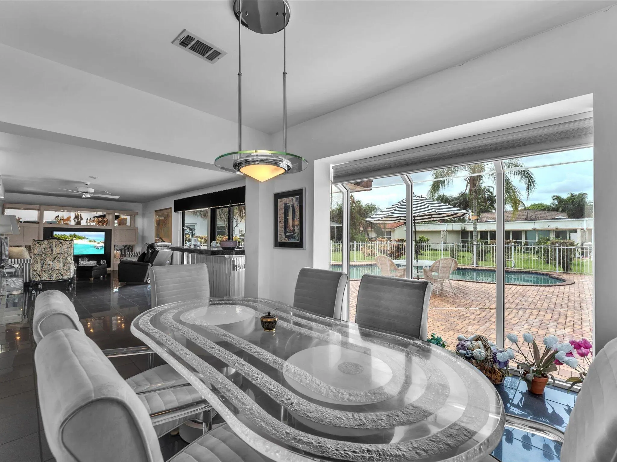 5310 Mango Circle