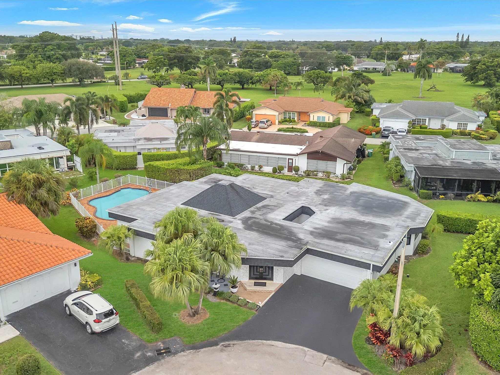 5310 Mango Circle